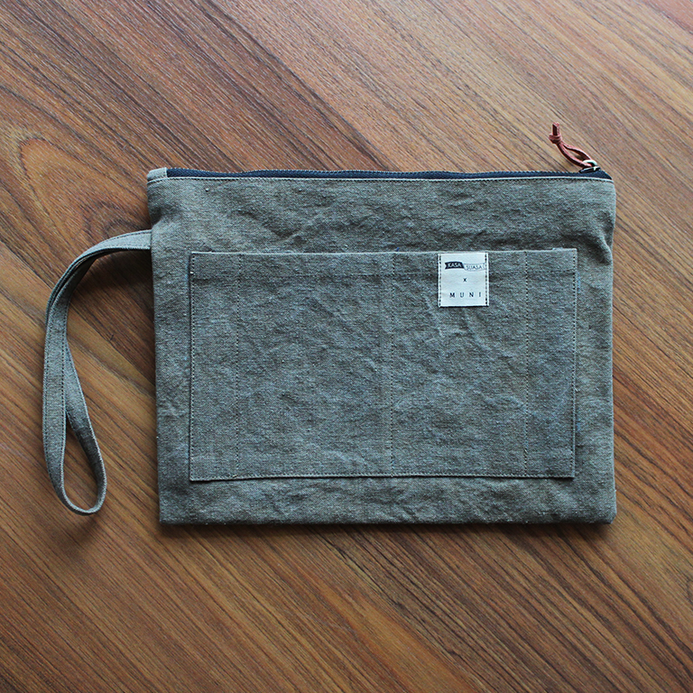 Kasa Suasa x Muni - Medium Zippered Pouch