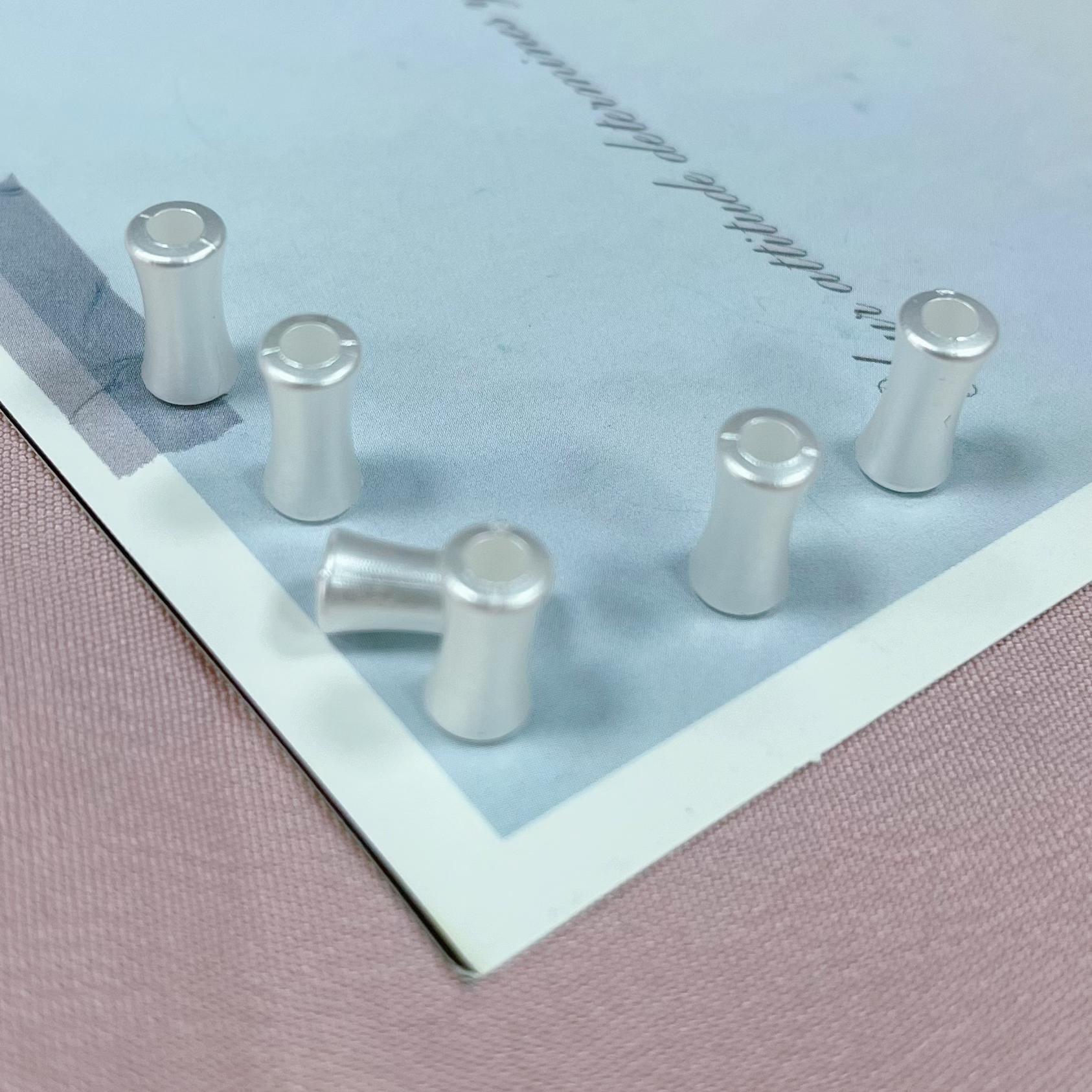Shaped Bead