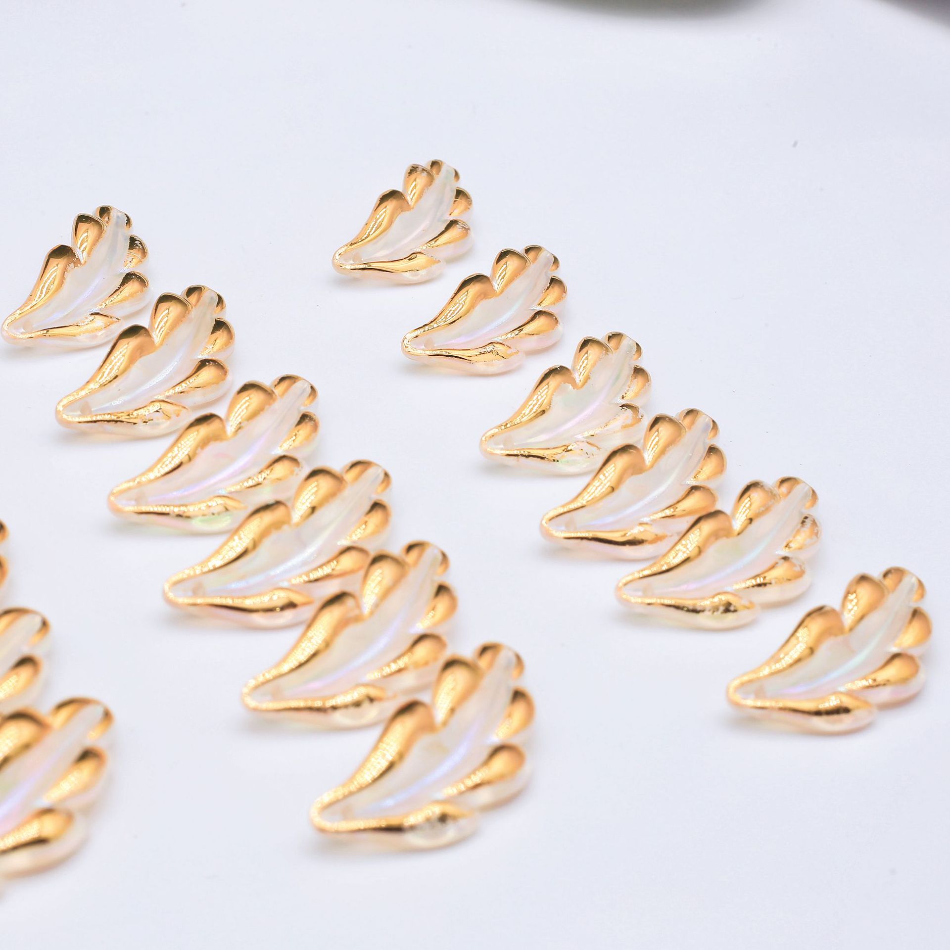 Shaped Bead