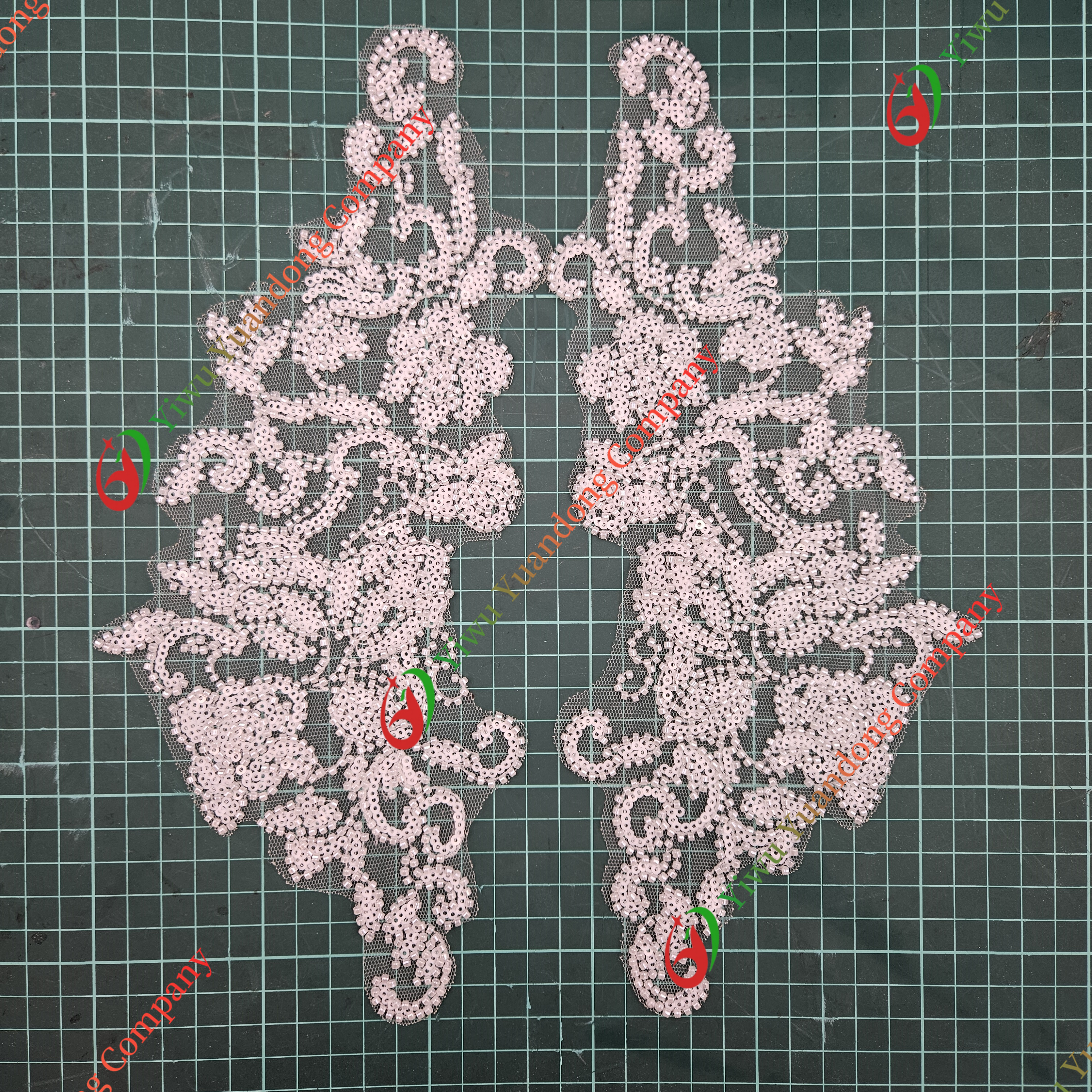 Glass bead mesh lace(pair) 