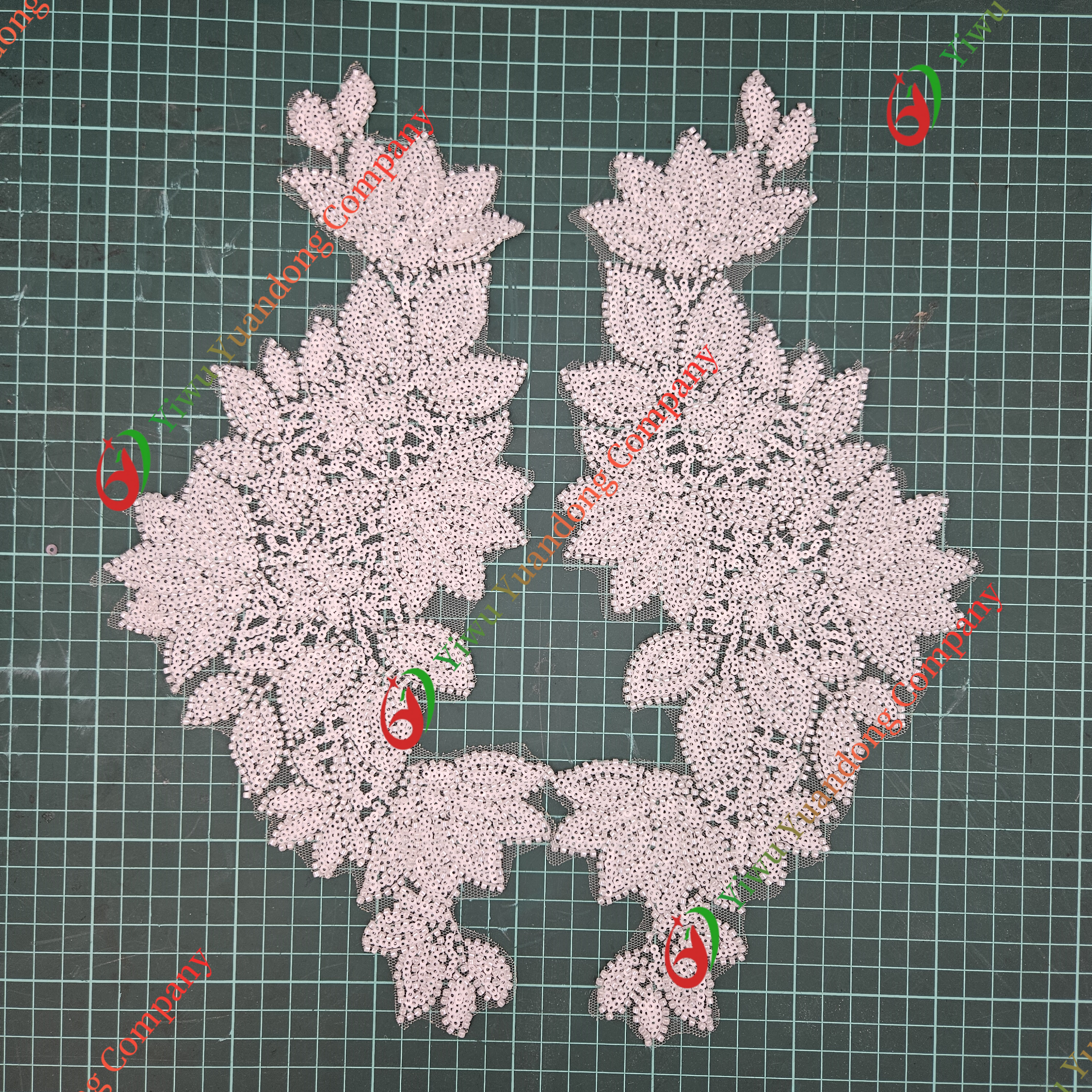 Glass bead mesh lace(pair) 