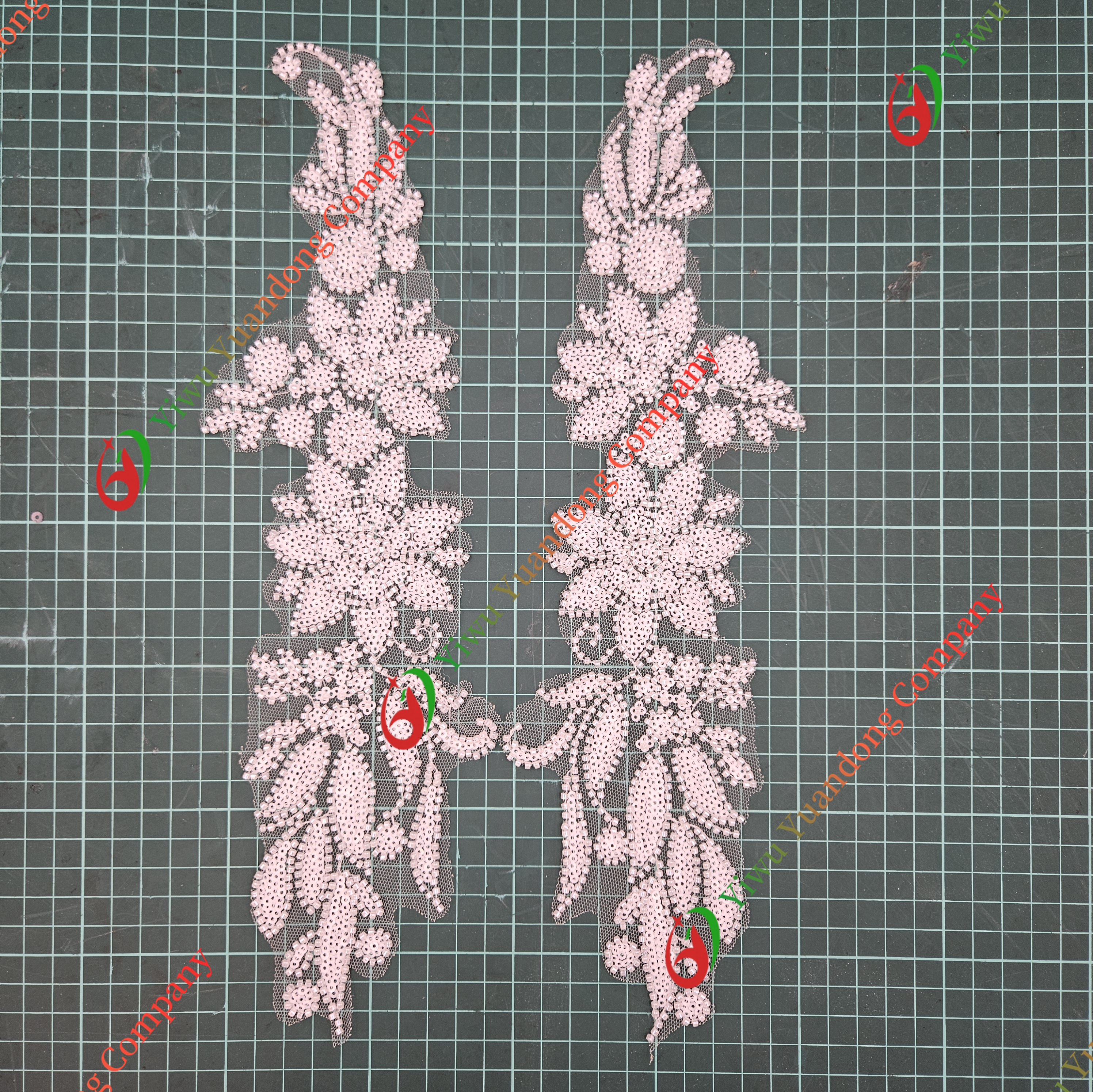 Glass bead mesh lace(pair) 