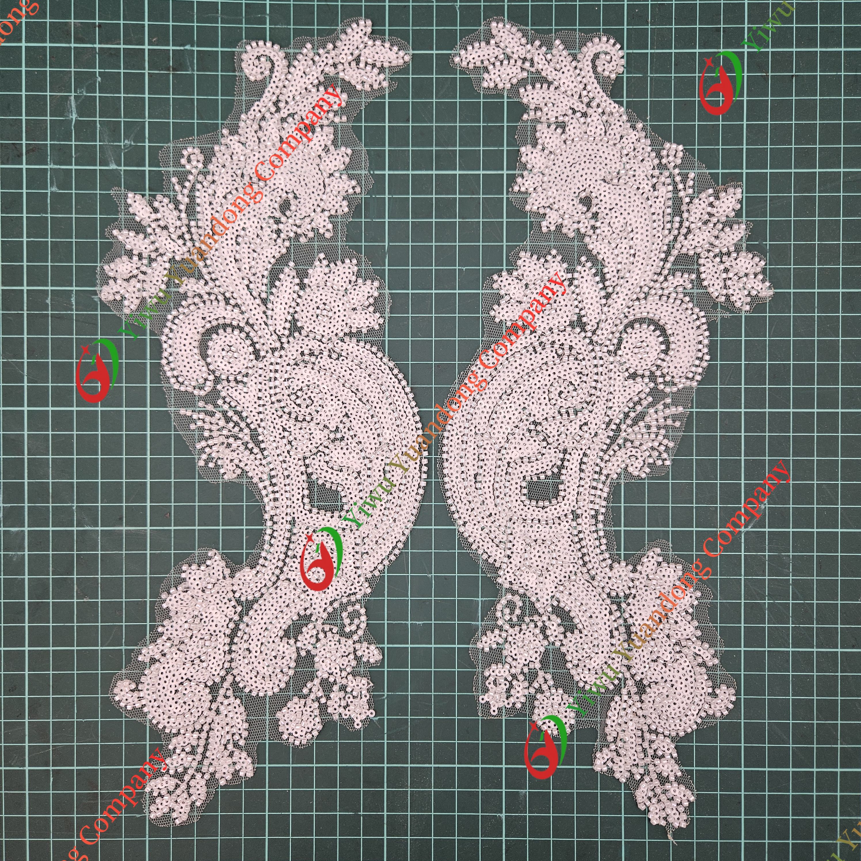 Glass bead mesh lace(pair) 