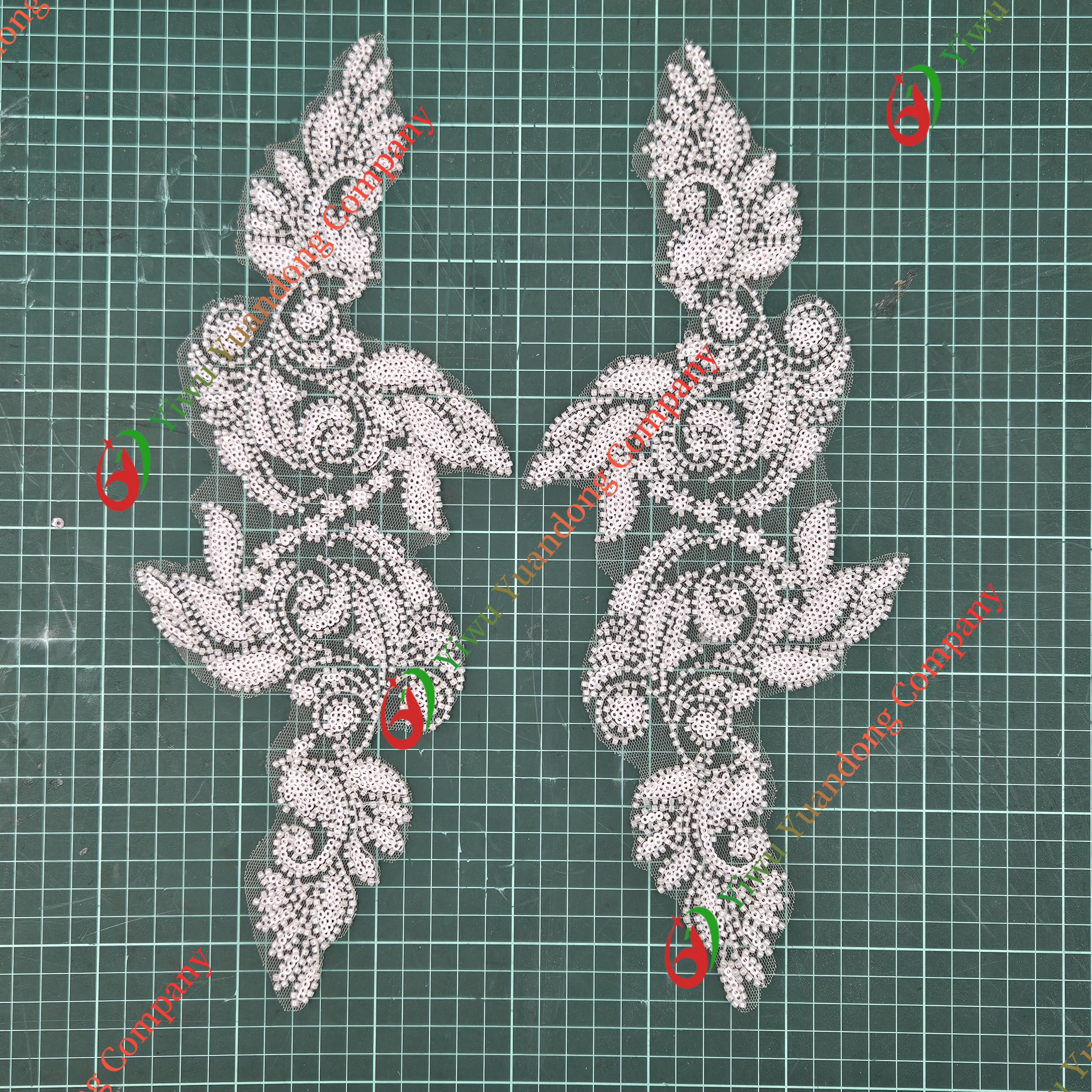 Glass bead mesh lace(pair) 