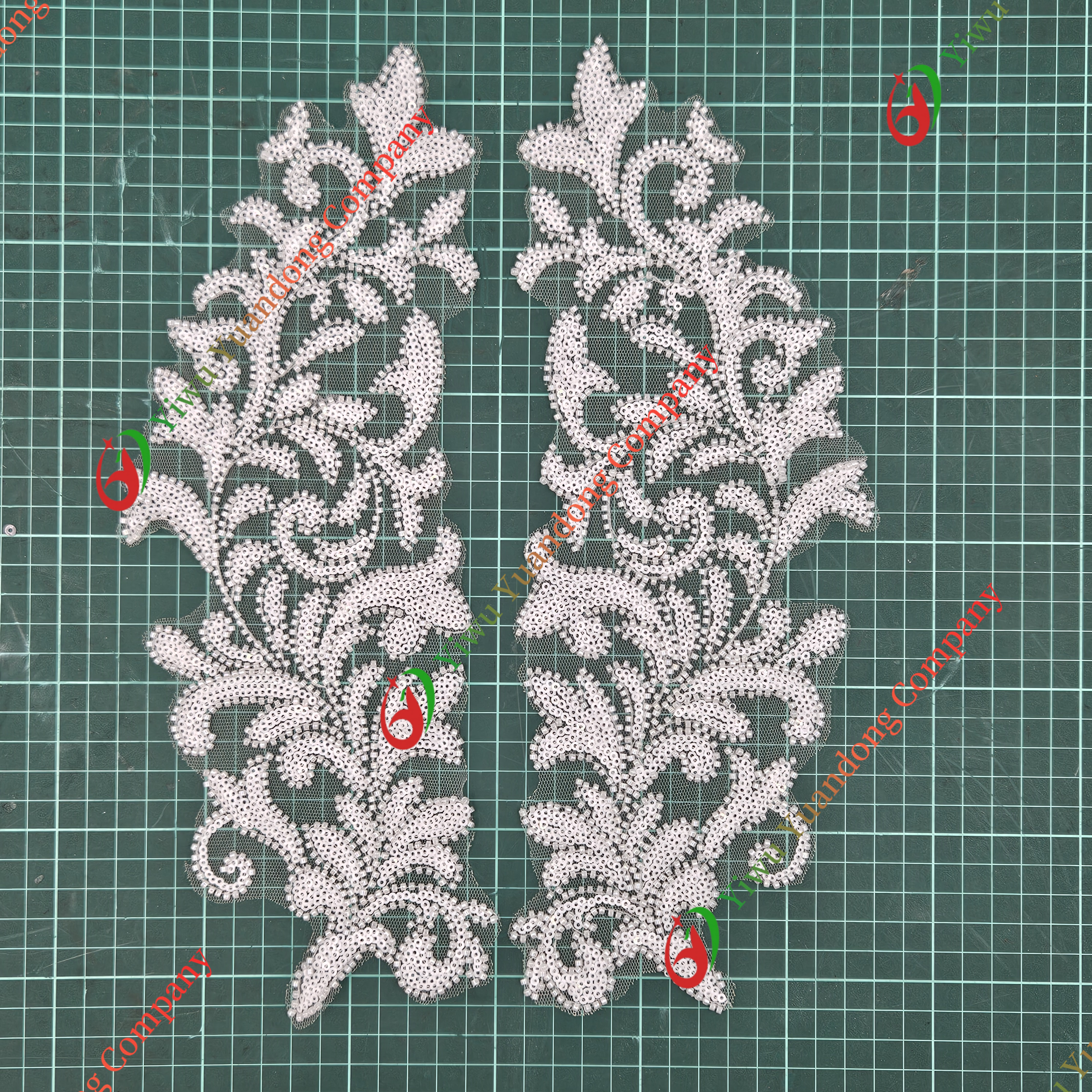 Glass bead mesh lace(pair) 