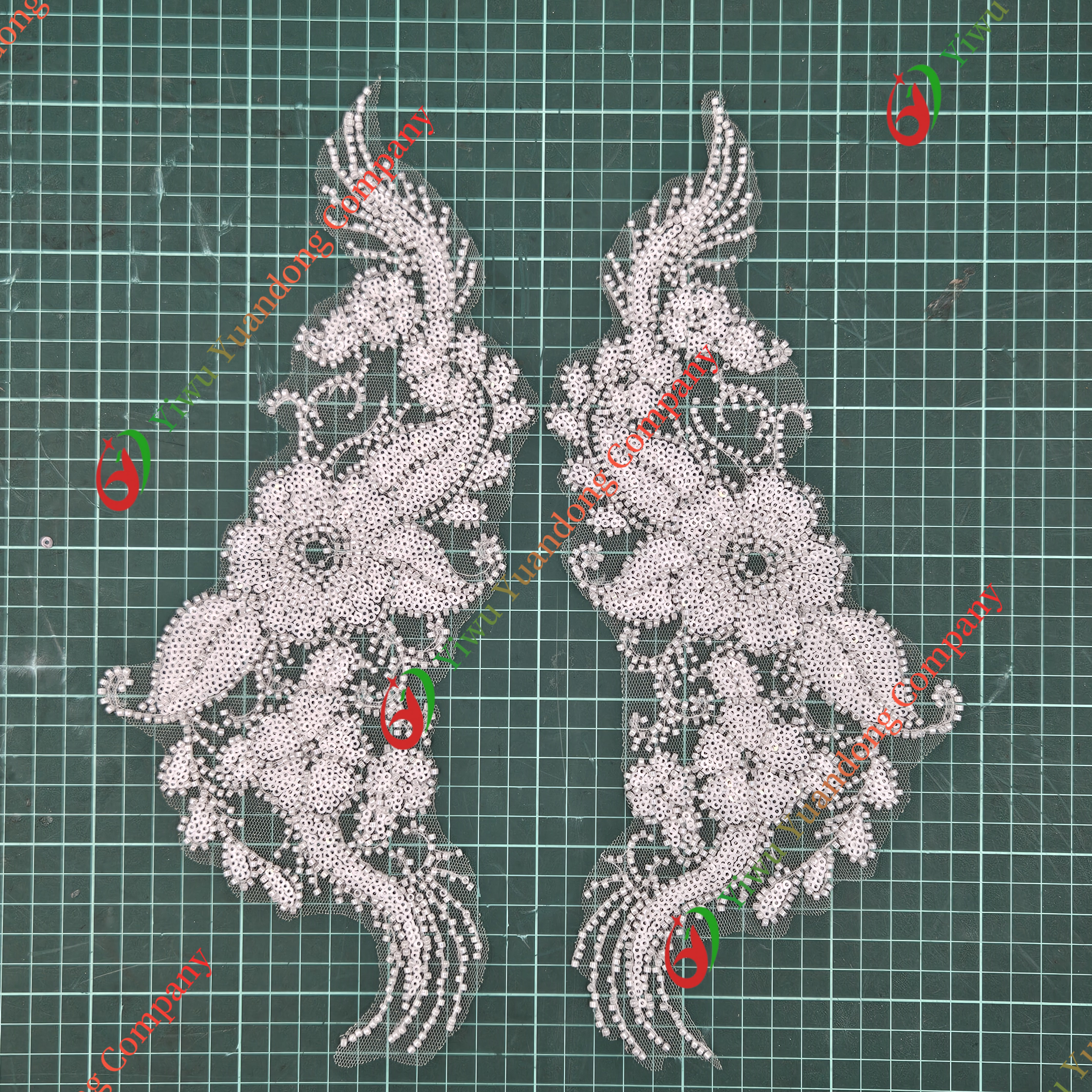 Glass bead mesh lace(pair) 