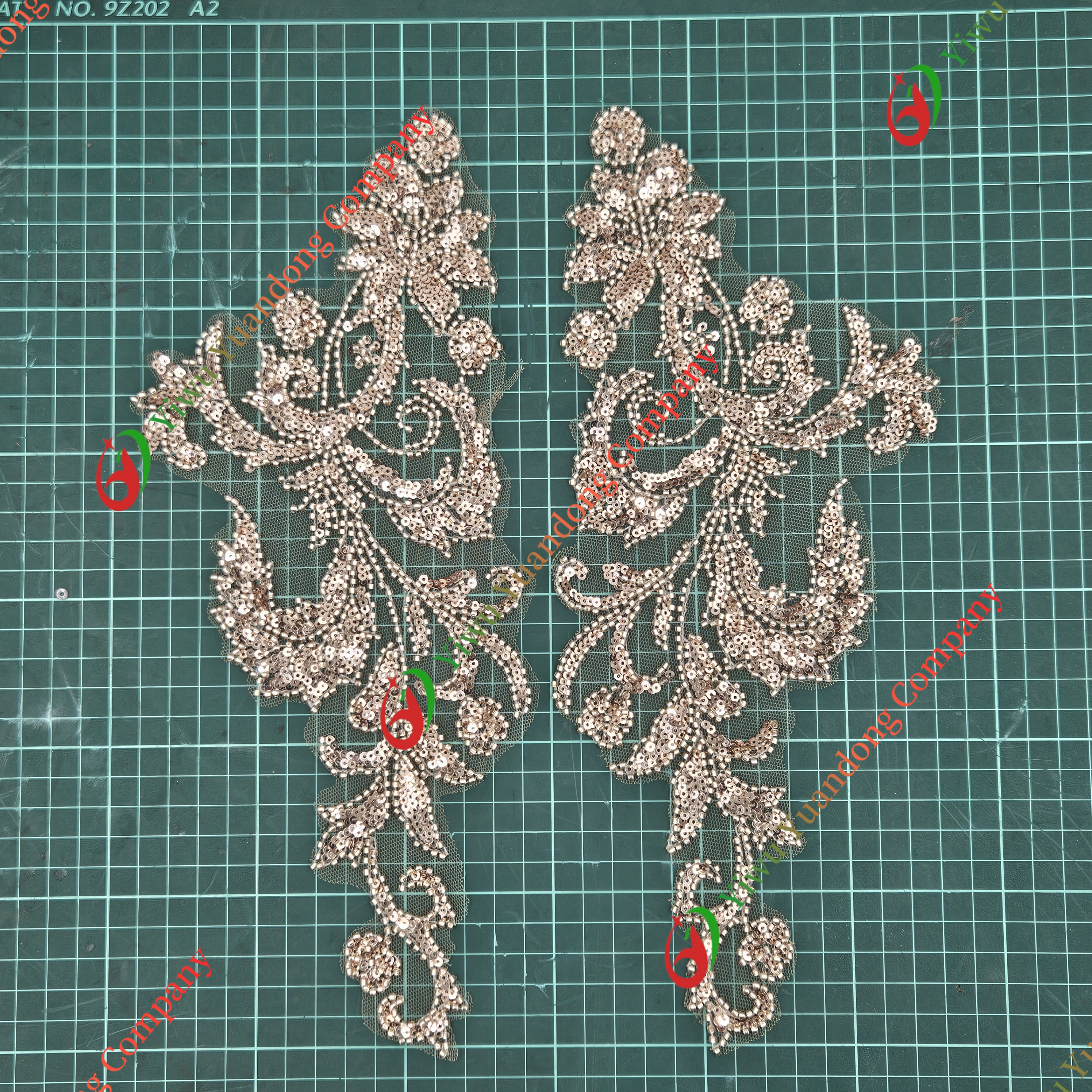 Glass bead mesh lace(pair) 