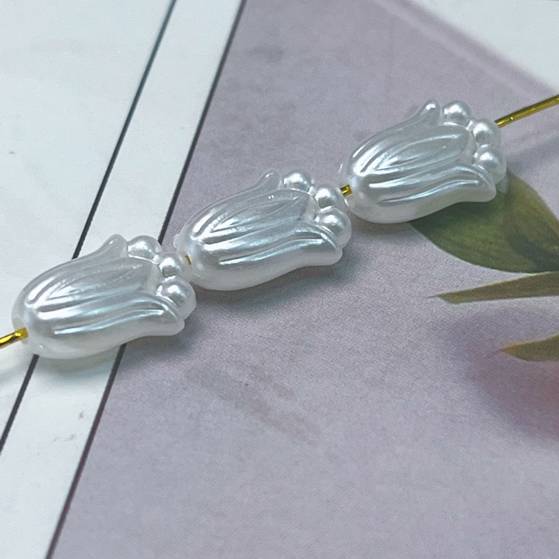 Shaped Bead