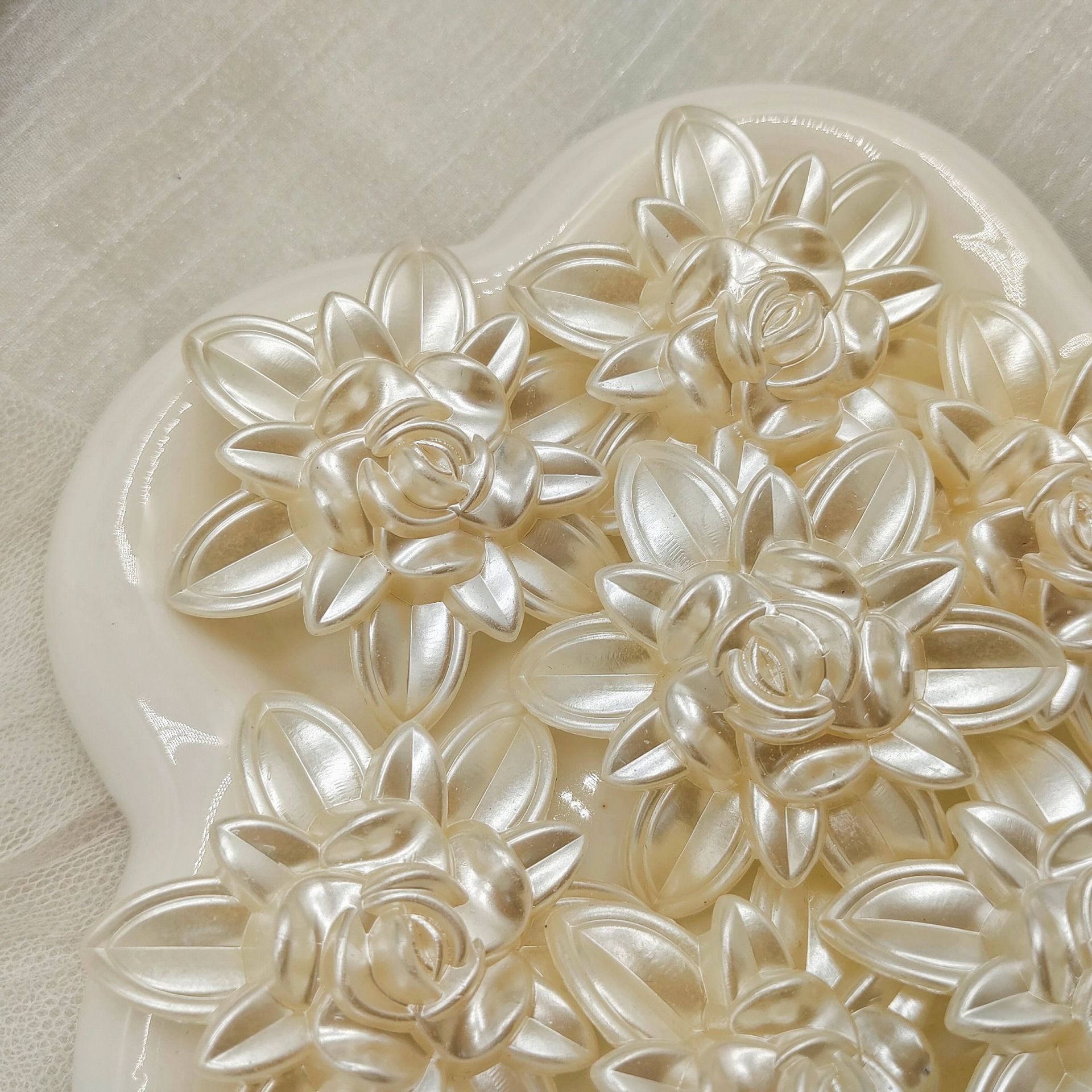 Shaped Bead