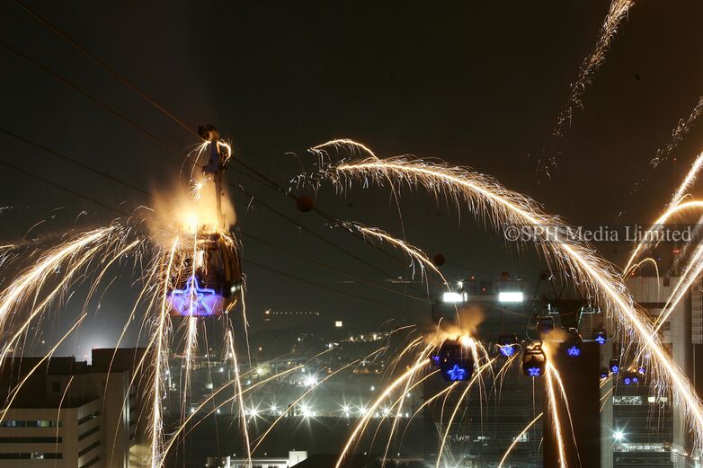 Mount Faber Cable Car New Year Countdown Fireworks 2007