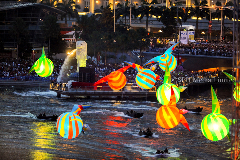 Illuminated Decorations by Merlion Park 2008-My Sg Memories