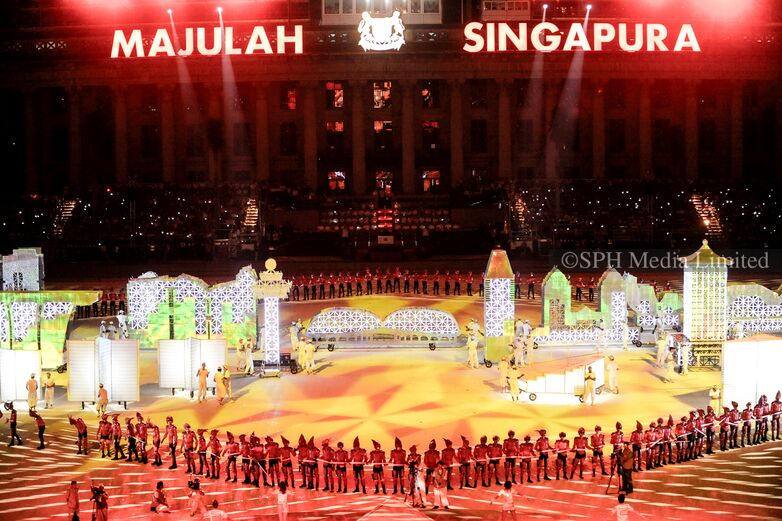 Light Show Featuring City Hall 2010-My Sg Memories