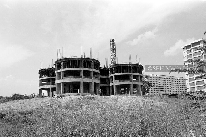 Ang Mo Kio Circular Block Under Construction 1979-My Sg Memories