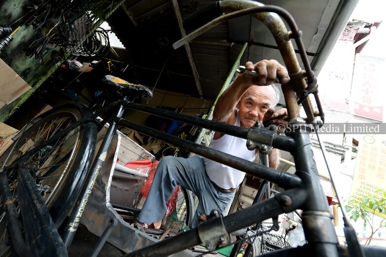 A Rare Trishaw Repair Business 2015