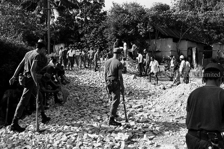 Kampung Spirit Among Soldiers and Residents 1973-My Sg Memories