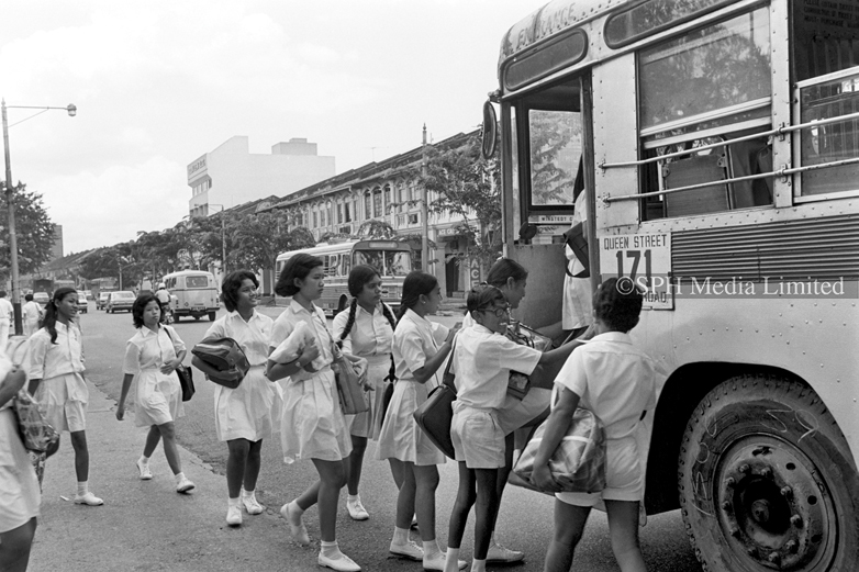 School Children Boarding SBS Bus 171 1975-My Sg Memories