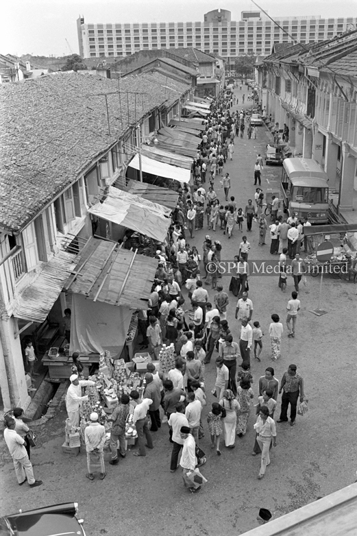 Bussorah Street During Ramadan 1975-My Sg Memories