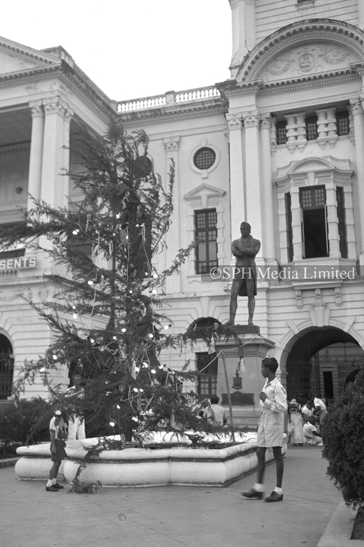Christmas Celebration at Victoria Memorial Hall 1952-My Sg Memories