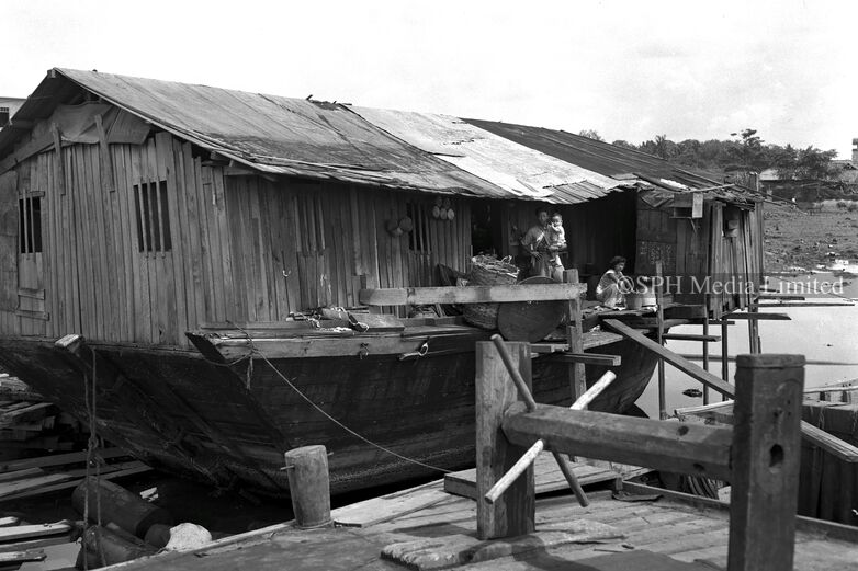 Building a House on a Tongkang 1951