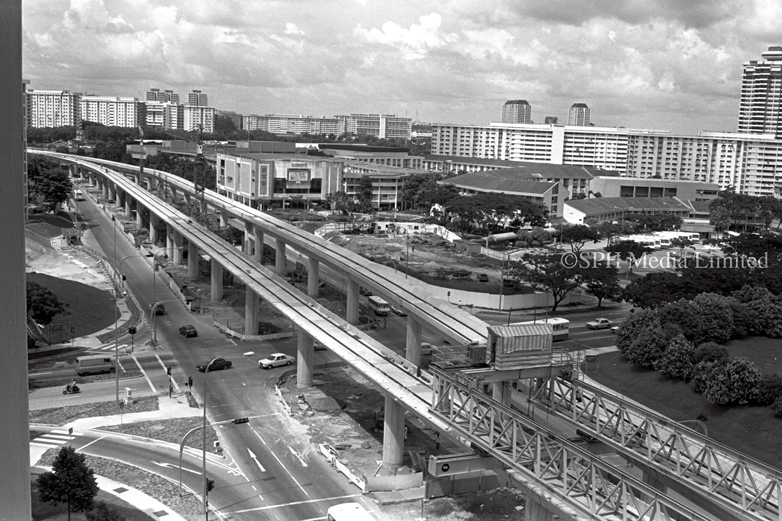 MRT Train Tracks Along Commonwealth Avenue West 1986-My Sg Memories