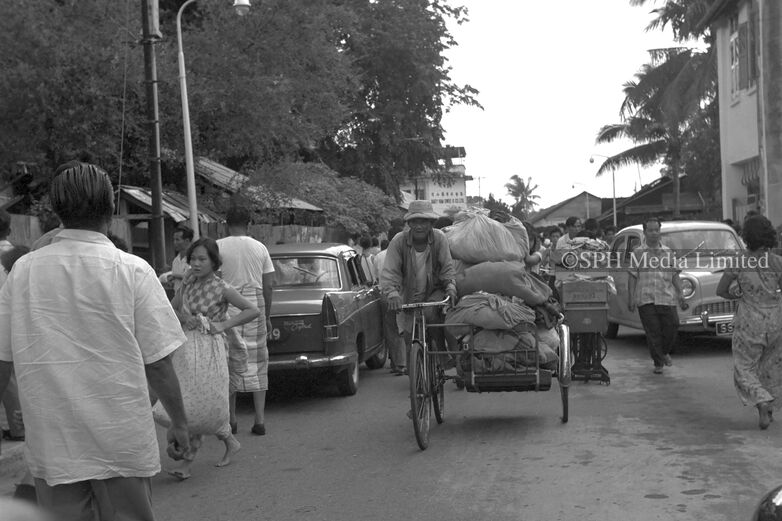 Trishaw Rider with his Belongings 1963-My Sg Memories