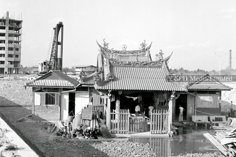 Original Poh Tiong Beo Temple at Toa Payoh Village 1968-My Sg Memories