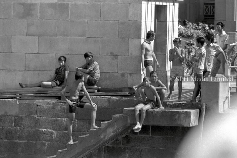 Swimming in the Singapore River 1971-My Sg Memories