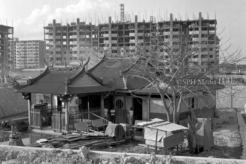 Lian Shan Shuang Lin Monastery in Toa Payoh 1968