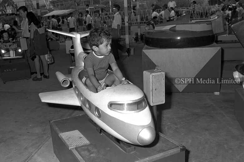 Airlines Carnival at Kallang Park Wonderland 1972-My Sg Memories