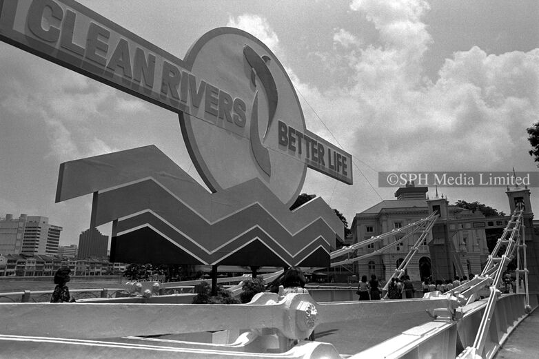 Mural Declaring the Renewal of Singapore River 1987