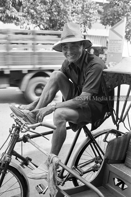 Trishaw Uncle with 30 Years of Experience 1982-My Sg Memories