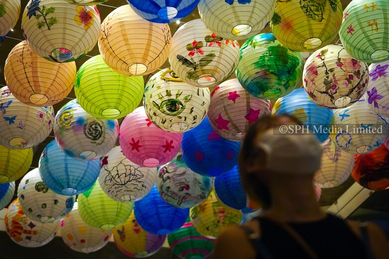 Unfolded Lanterns Bringing Festive Cheer 2020-My Sg Memories
