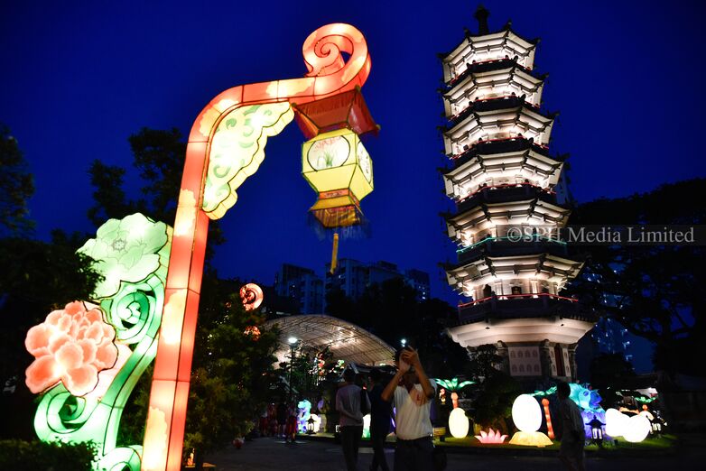 Lian Shan Shuang Lin Monastery Welcomes Mid-Autumn 2023-My Sg Memories