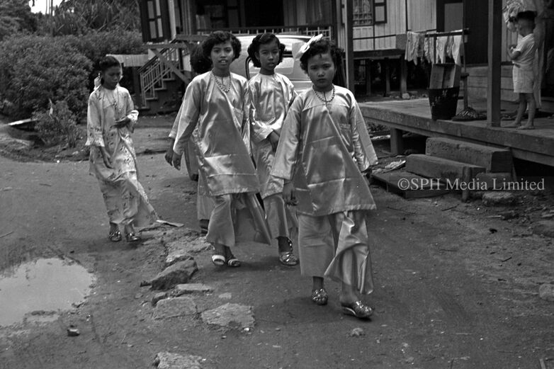 Baju Kurung for Hari Raya 1953-My Sg Memories