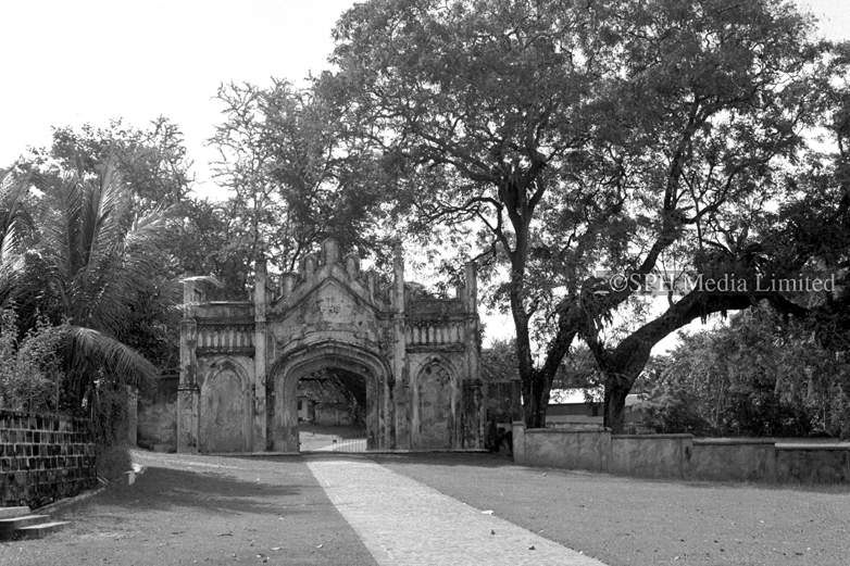 Entrance of Christian Cemetery at Fort Canning 1954-My Sg Memories