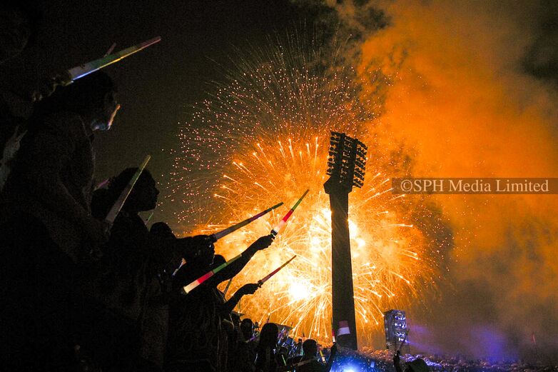 Together, A New Singapore 2002-My Sg Memories
