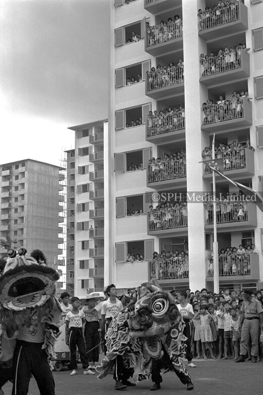 Housing Ballot Drew Crowds at Toa Payoh 1966-My Sg Memories