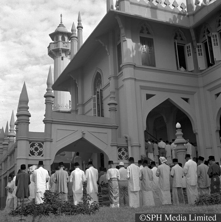 Hari Raya Puasa at Sultan Mosque 1959-My Sg Memories