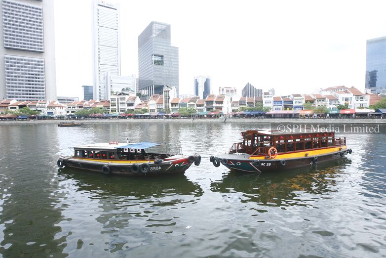 Diesel-Powered Barges Bid Farewell to the River 2008-My Sg Memories