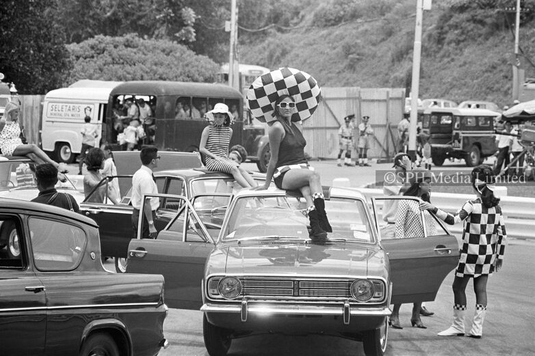 Fashion on Wheels 1967-My Sg Memories