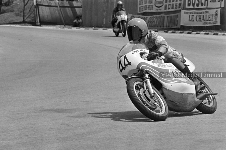 Dale Wylie on a Suzuki during Singapore Grand Prix 1972