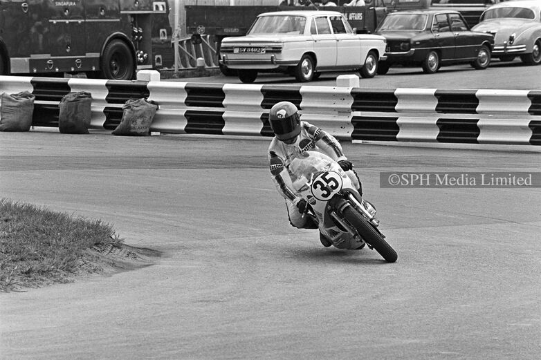 New Zealand Rider Trevor Discombe on his Yamaha 1972