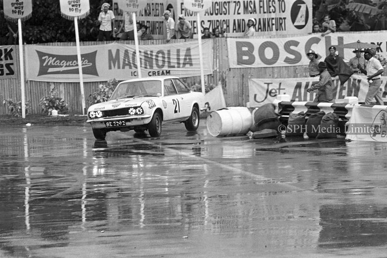 Clubman Saloons & Tourers Race on a Rainy Day 1972 Mug