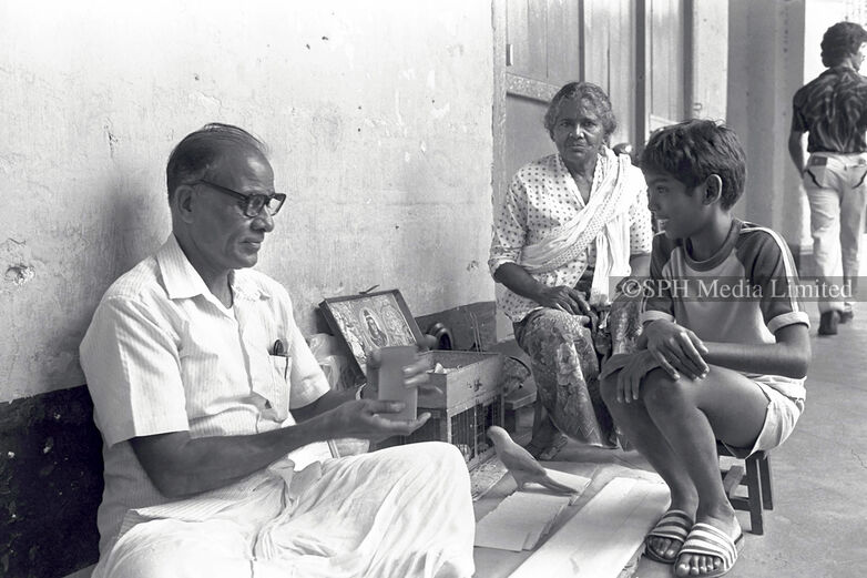 Fortune teller in Little India, 1983 Print