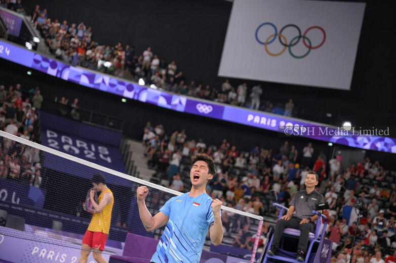 Loh Kean Yew at Paris 2024 Olympics Print