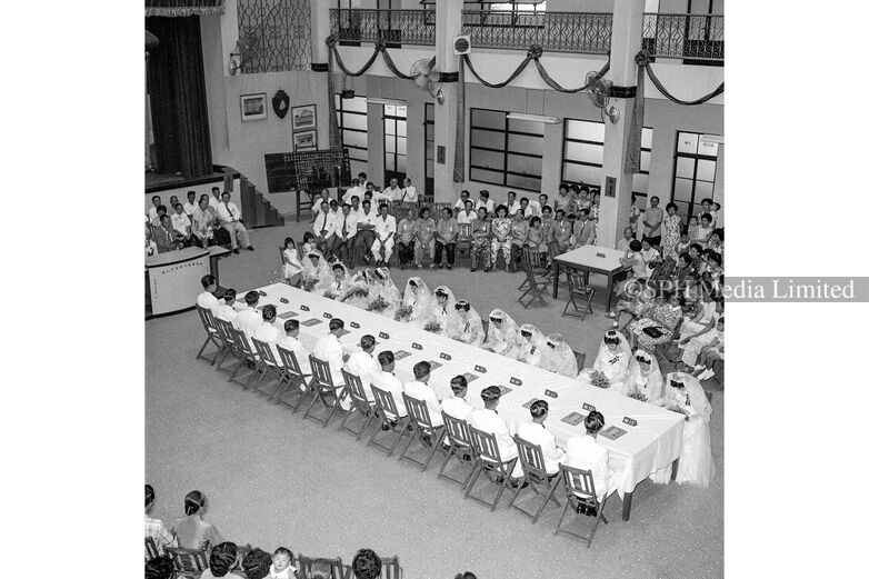 Mass wedding, 1960 Print
