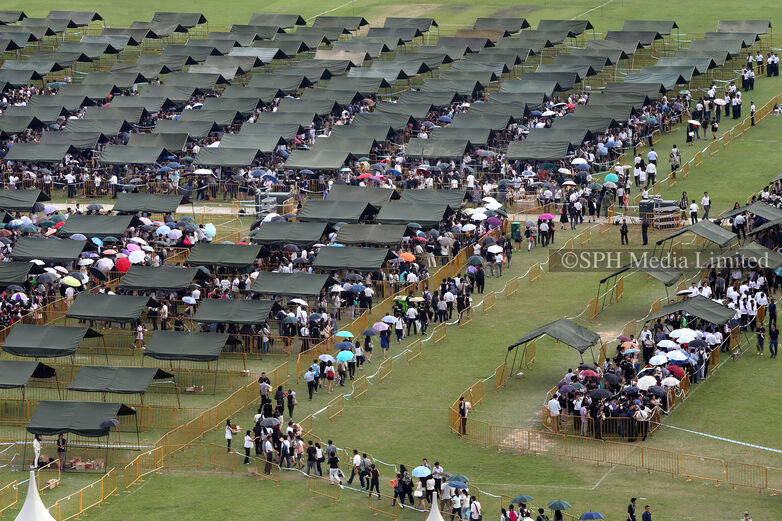 Early morning queues at the Padang, 2015 Print