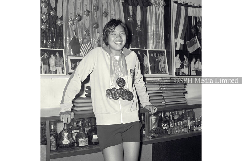 Patricia Chan, Singapore's swimming wonder, 1969 Print
