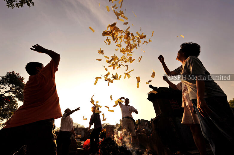 Qing Ming Festival, 2008 Print