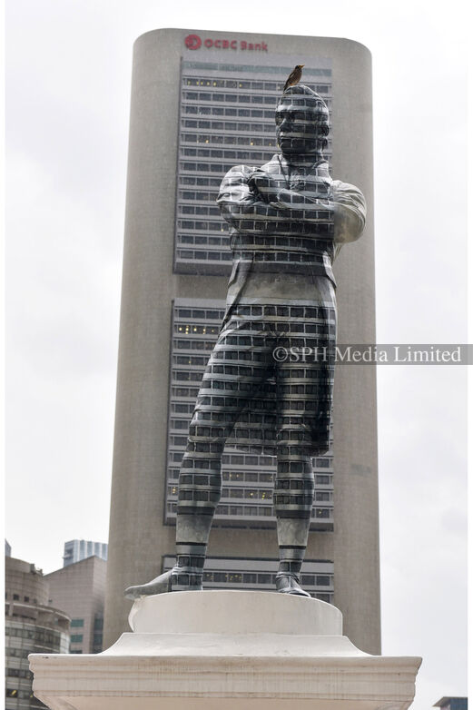 Bird Perched on Sir Stamford Raffles statue, 2018 Print